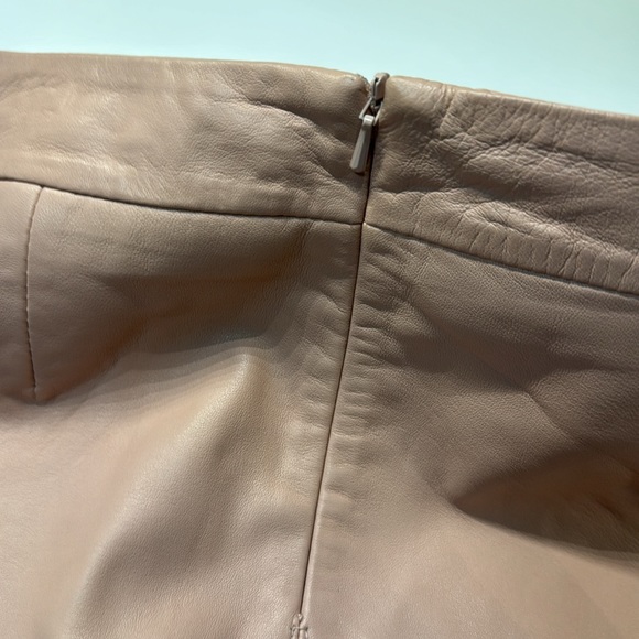 Baby Pink 100% lamb leather mini skirt - Picture 7 of 10